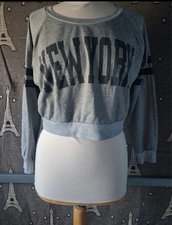 Sweat court avec écriture taille S