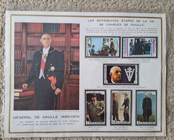 📧 Planche de timbres sur la vie du Général de Gaulle