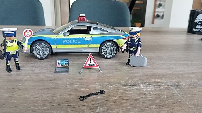 Playmobil 70066 Voiture de police Porsche Carrera 911 - photo numéro 3