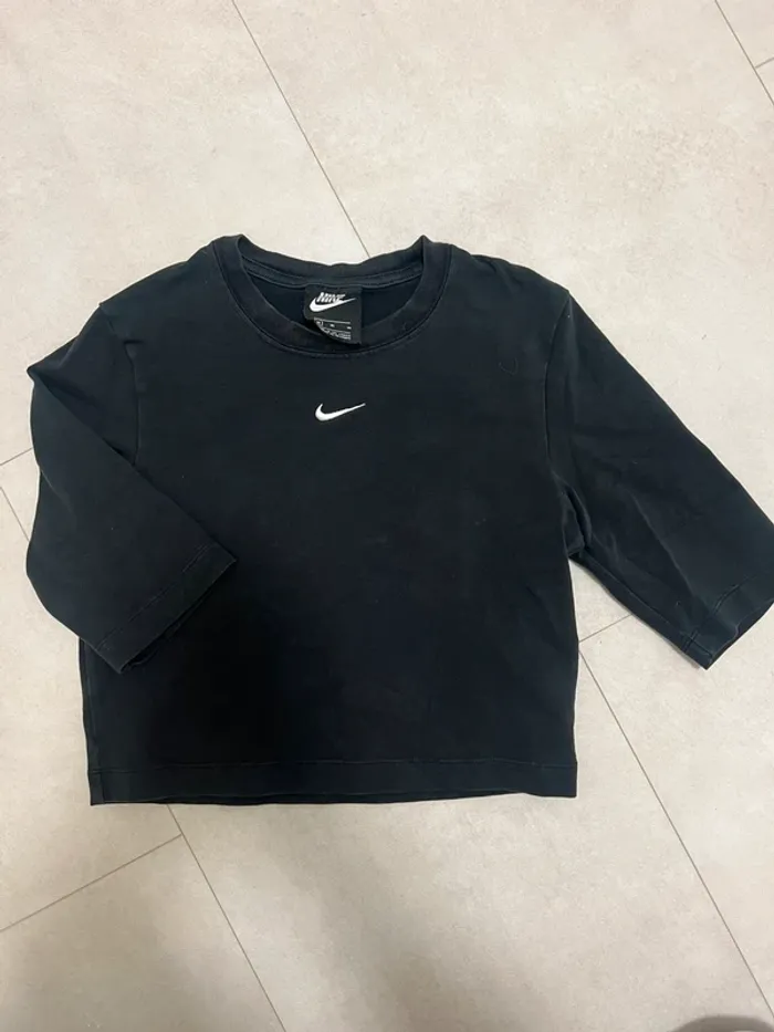 Nike t-shirt short cropped swoosh black S