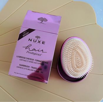 Nuxe brosse à cheveux