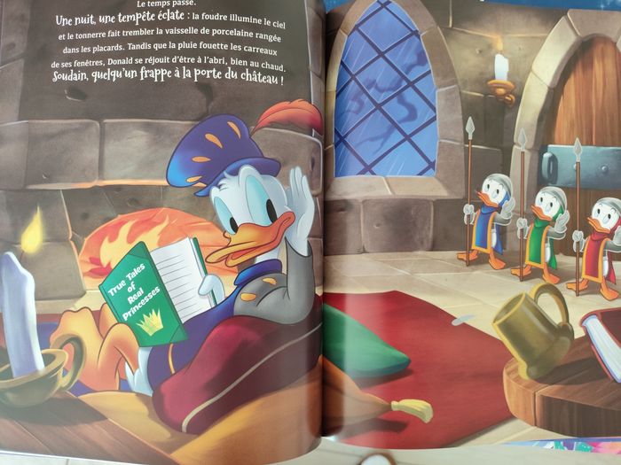 Livre Disney les contes classiques avec Mickey et ses amis - photo numéro 8
