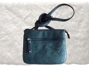 Sac à main bandoulière noir Neuf sans étiquettes