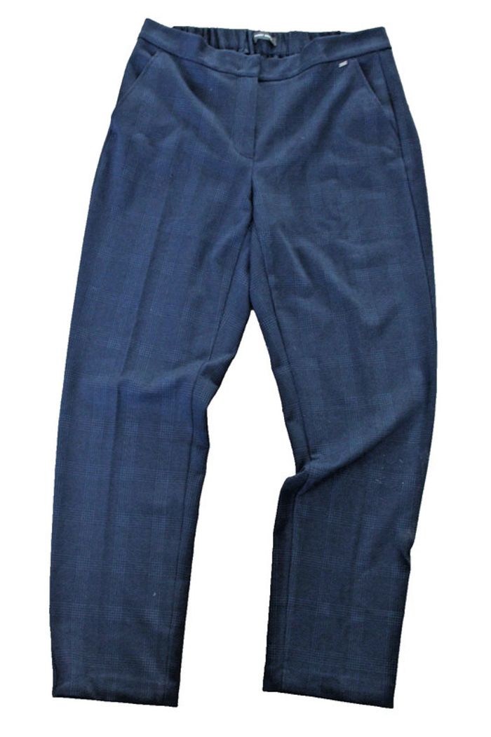 pantalon de ville marque Gerry weber taille indiquée 42 peut aller a un petit 44