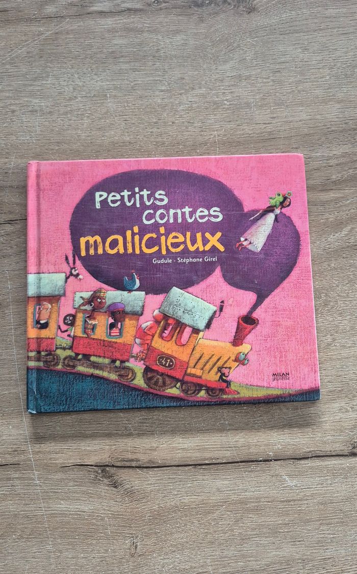 Livre Petits contes malicieux