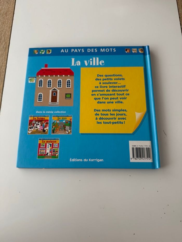 Livre «Au pays des mots La ville»