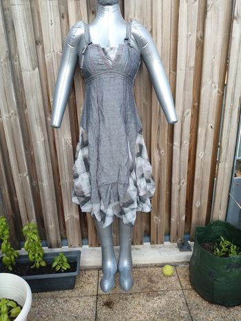 Robe grise