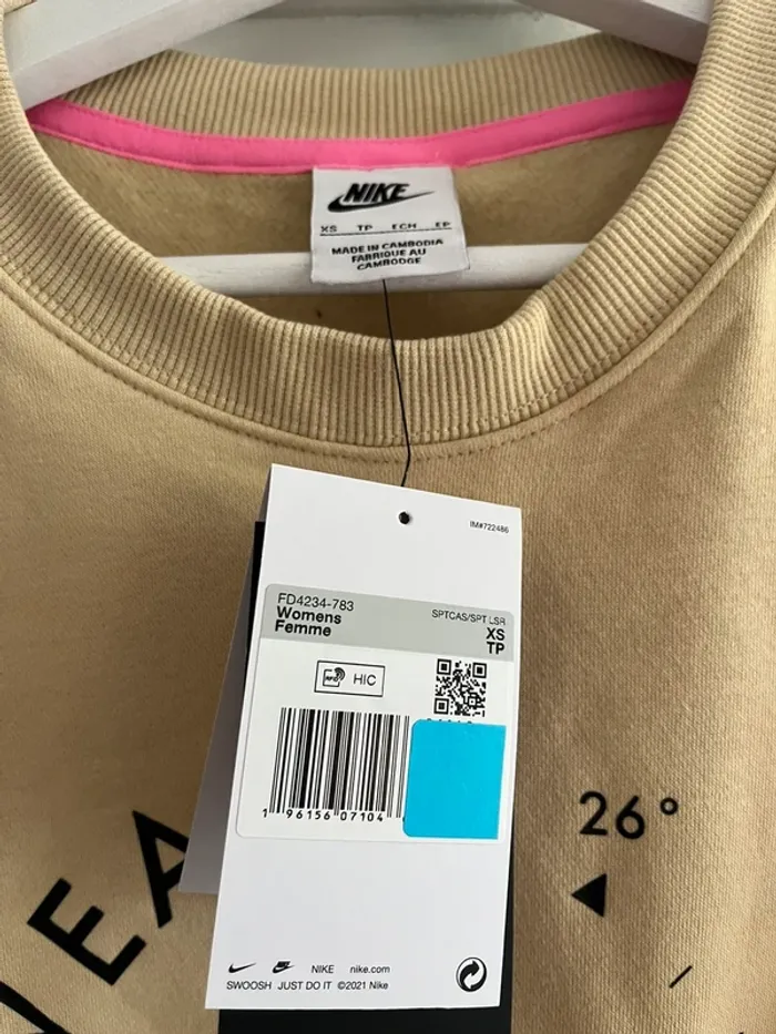 Sweat nike jaune - photo numéro 3
