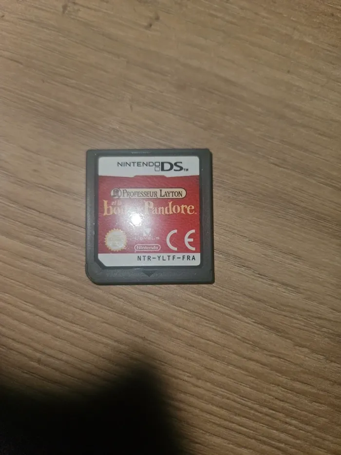 Professeur layton et la boîte de pandore Nintendo ds