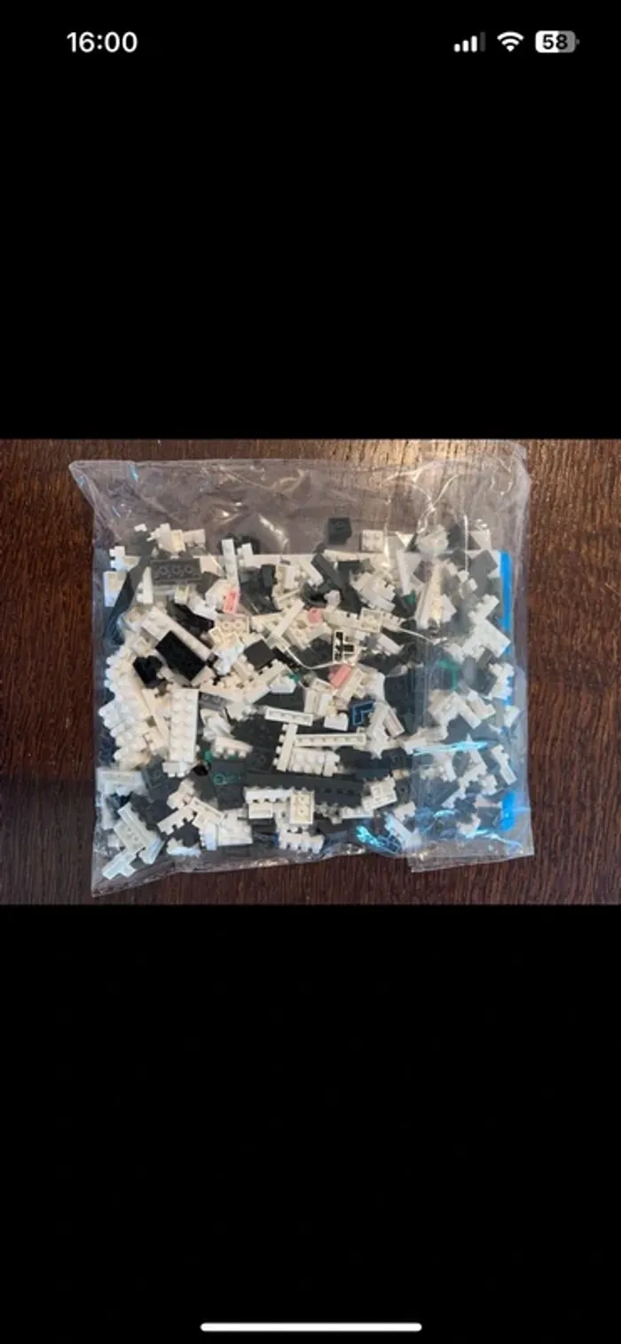Lego panda