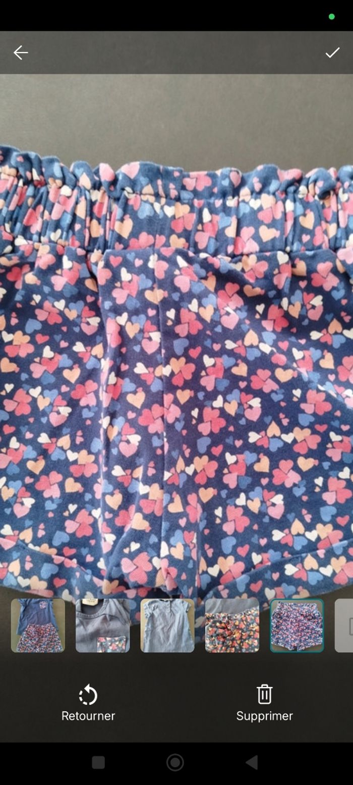 Short et tee shirt - photo numéro 5