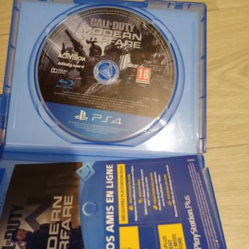 Lot de 2 jeux de play en bonne état