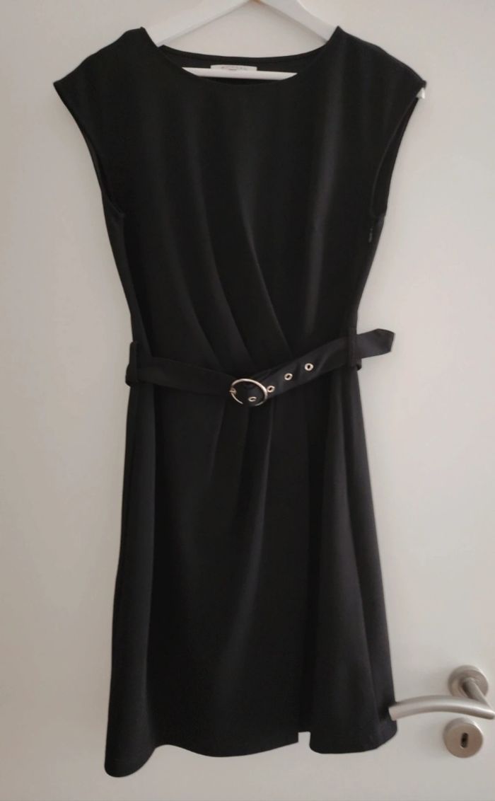 Robe noire Morgan T38