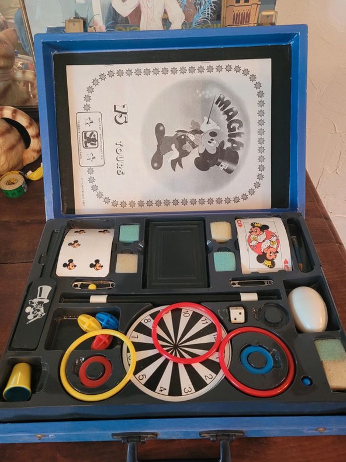 Vends valise magie disney vintage - photo numéro 5