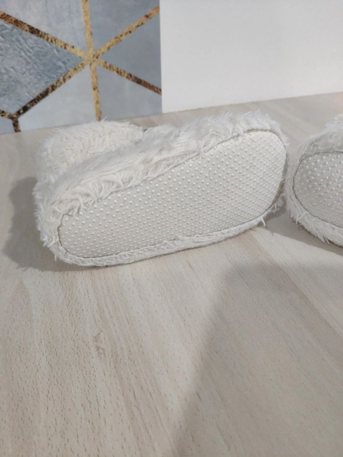 Chaussons soft boa fourrés rennes blancs fille Okaïdi taille 25/26 - photo numéro 5