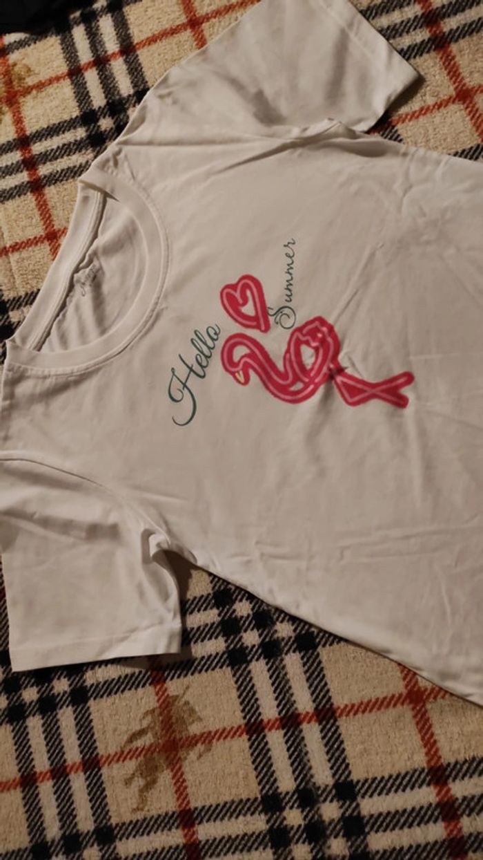 T-shirt blanc flamant rose "Hello Summer" - Ayoryor - photo numéro 2