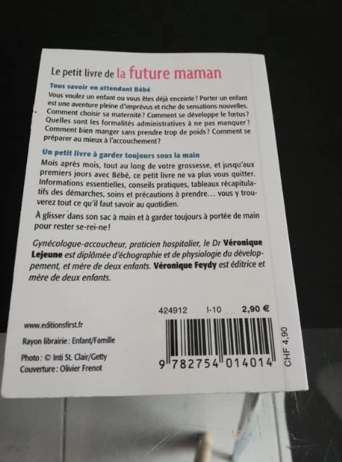 Livre grossesse "le petit livre de la future maman" - photo numéro 2