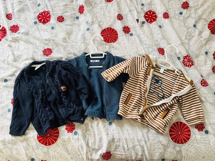 Lot gilet bébé