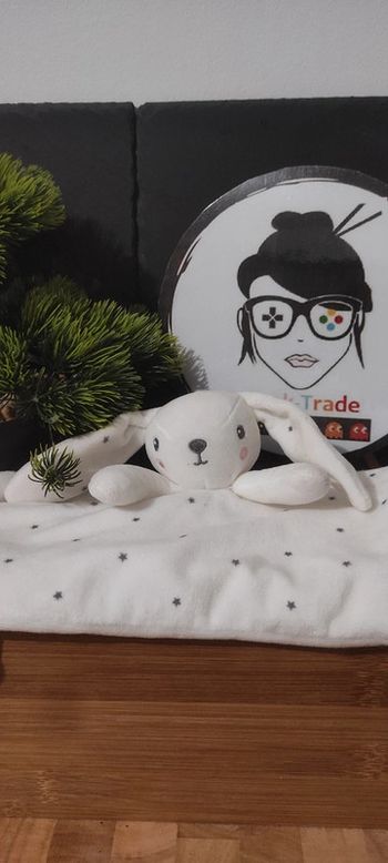 Doudou plat lapin blanc étoiles simba toys kiabi gris rose rond joue