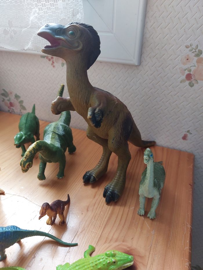 Lot dinosaures - photo numéro 6