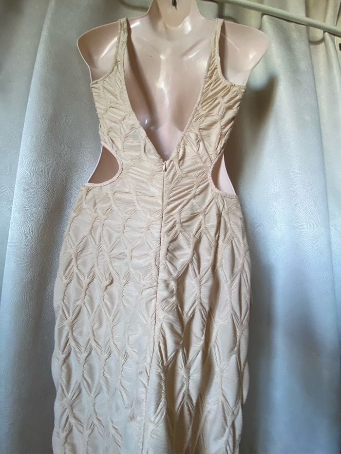 Robe longue coquilles chair près du corps 36 Prettylittlething - photo numéro 5