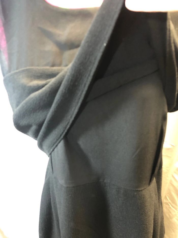 Robe noire - photo numéro 4