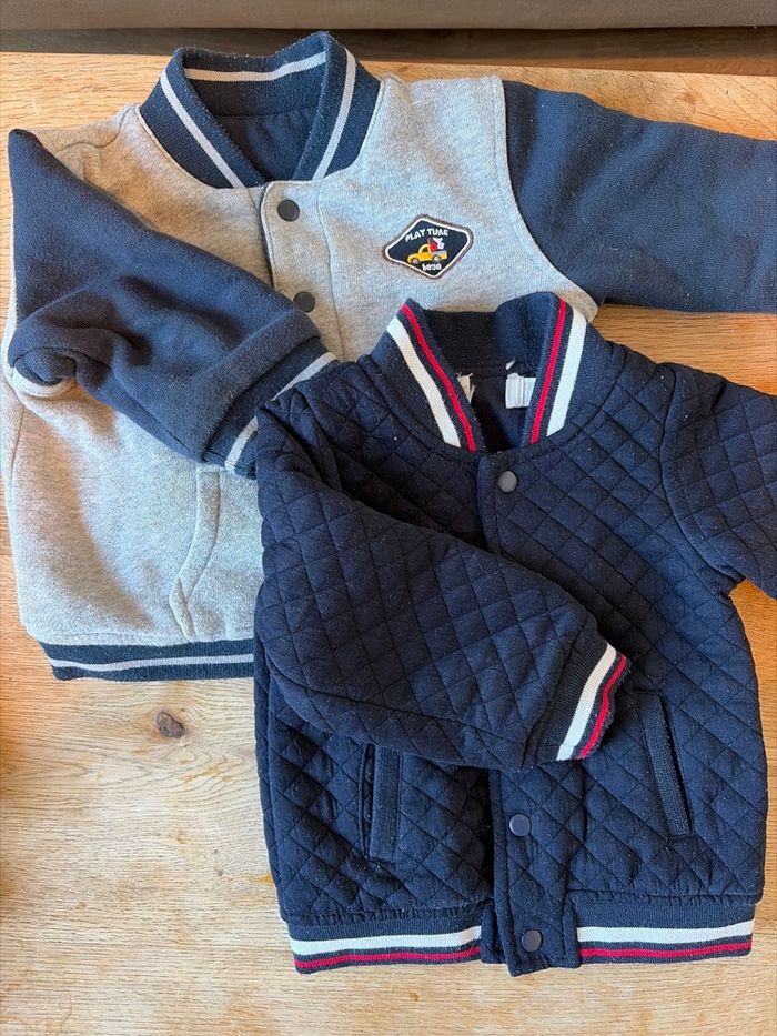 Lots de gilets / vestes / cardigans 18 mois - photo numéro 2