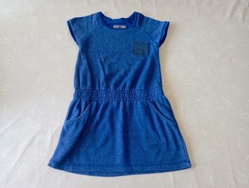 Robe manches courtes bleu à paillettes kids graffiti 10ans neuve 4€