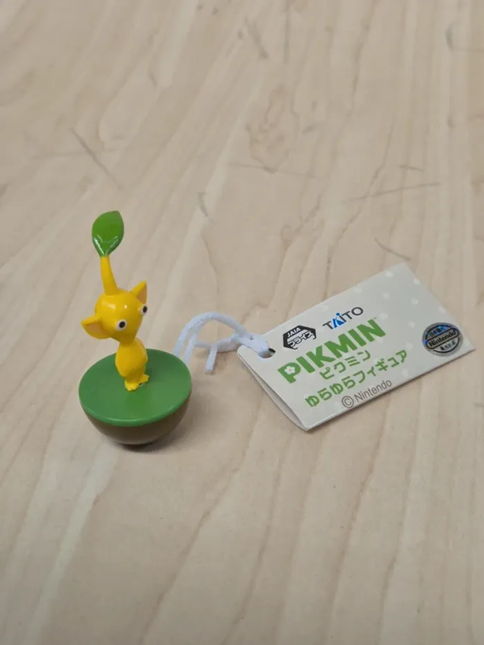 Mini figurine Pikmin Taito Culbuto : jaune