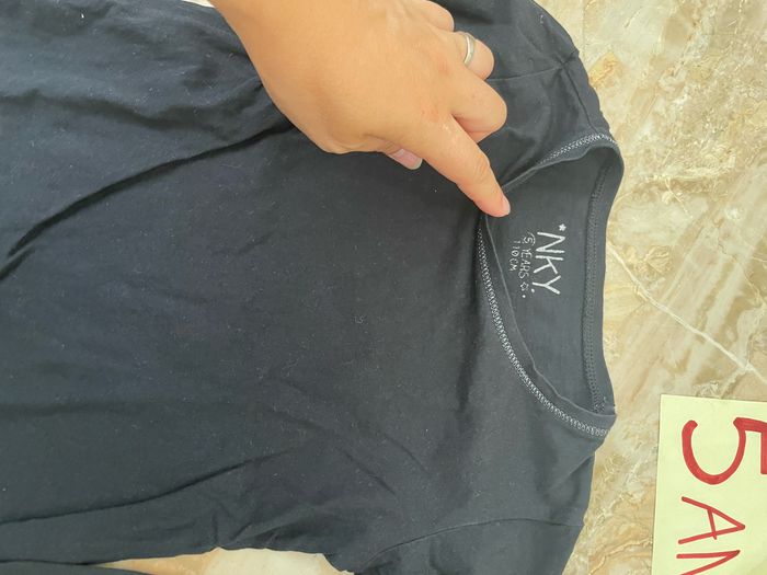 Lot t shirts manches longues 5 ans - photo numéro 3