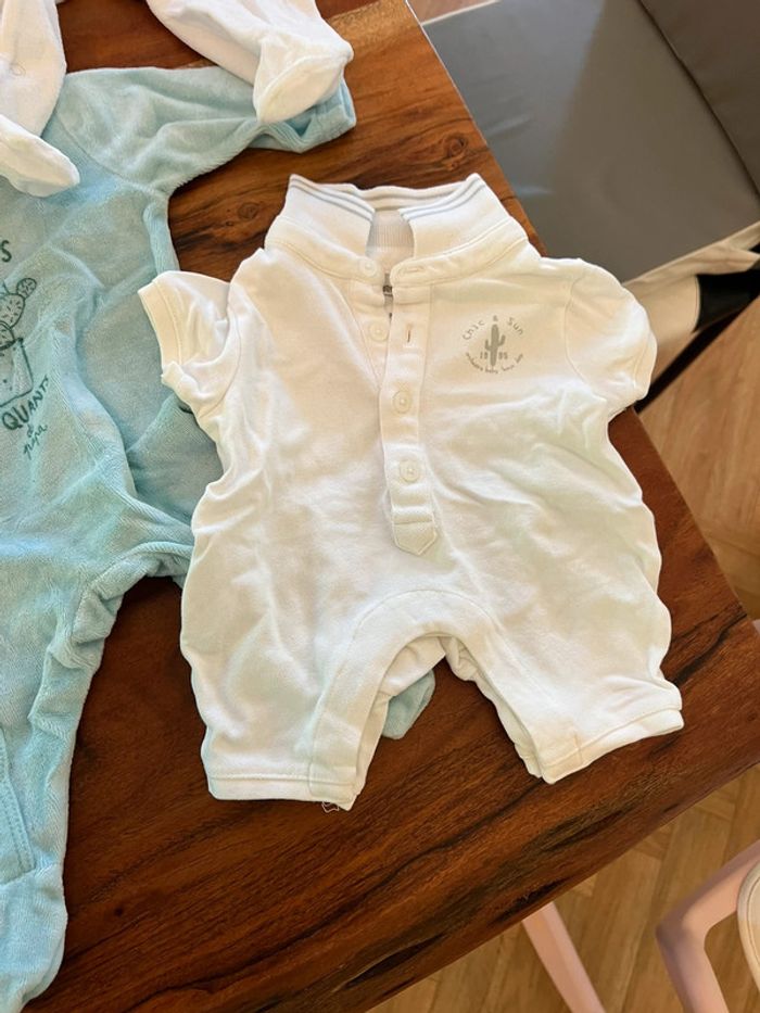 Lot vêtement 1 mois garçon - photo numéro 8