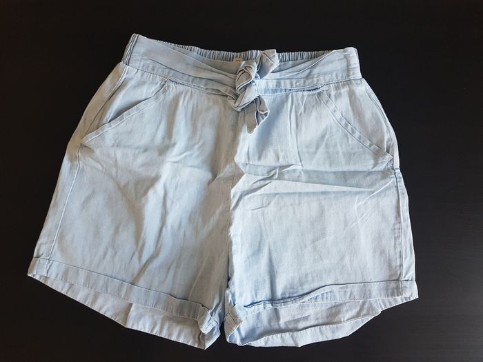 Short fille - Taille 13-14 ans