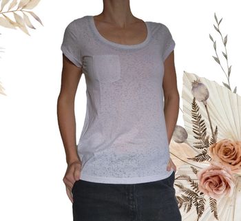 Tee-shirt blanc manches courtes avec poche poitrine