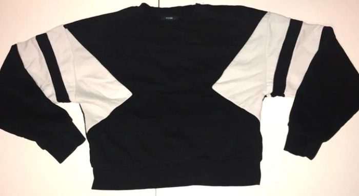 Sweat couleur noir et blanc marque kiabi taille 14 ans - photo numéro 2