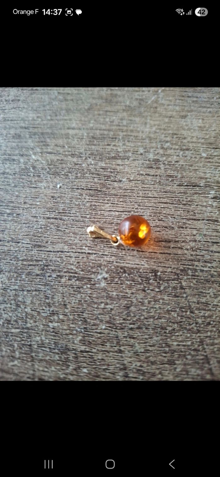Pendentif perle en ambre - photo numéro 2