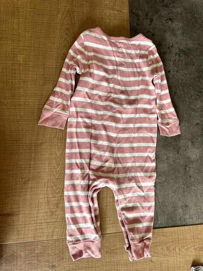 Combinaison, pyjama, barboteuse bébé fille, 9-12 mois GAP - photo numéro 4