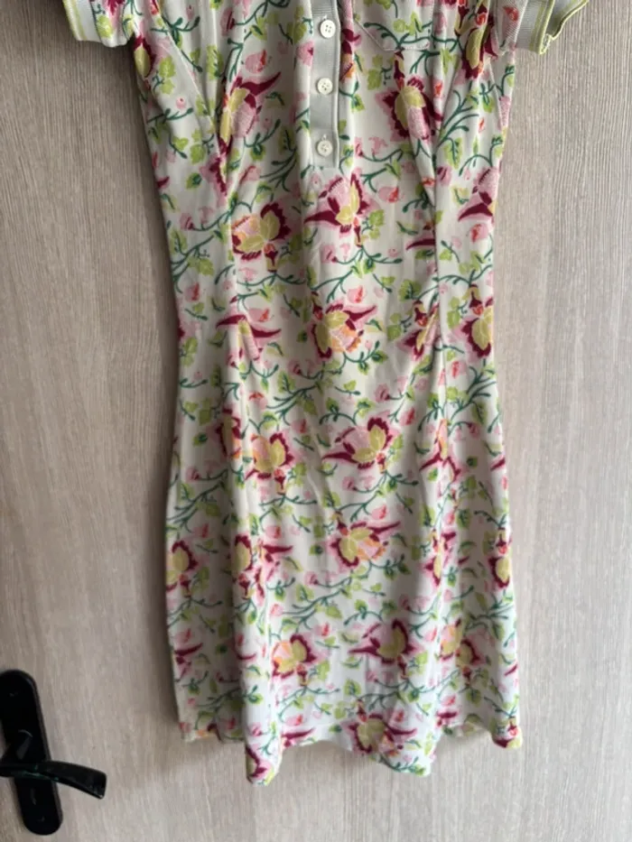 🌸 Robe polo florale Diane Von Fürstenberg – Taille S (36/38) - photo numéro 3