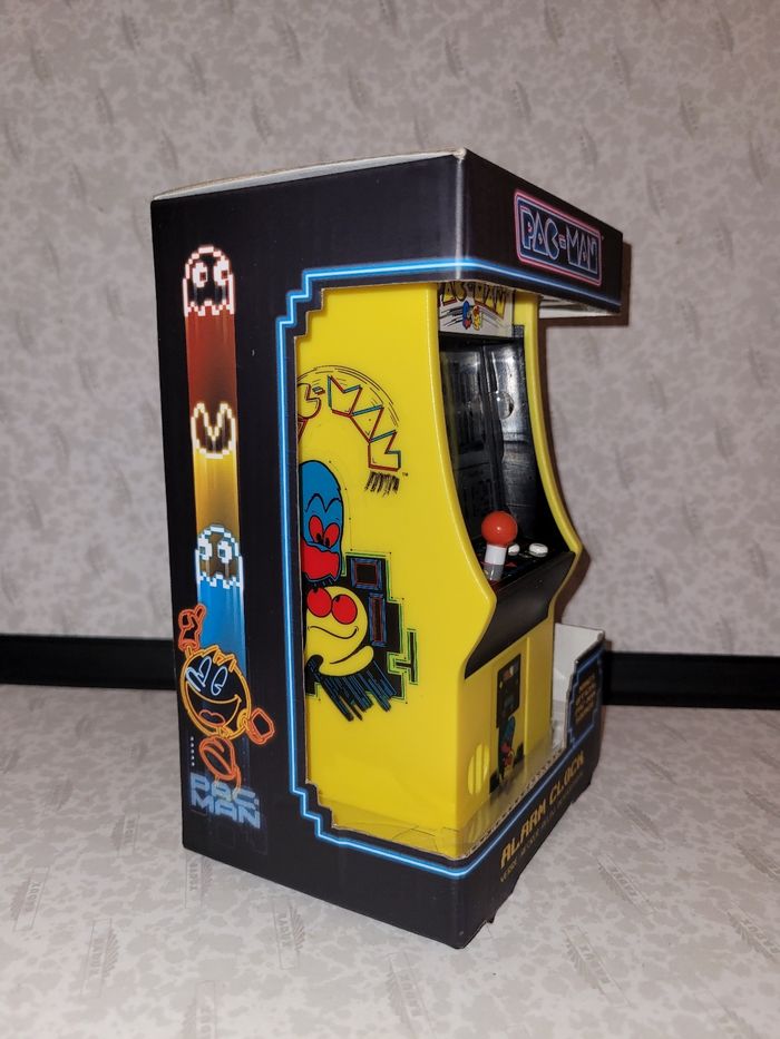 Réveil Alarm Clock Pac-Man - photo numéro 2