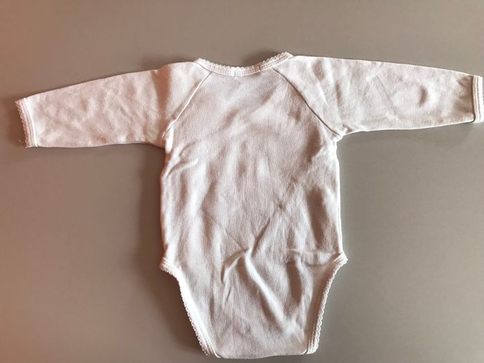 5 bodies 6 mois - photo numéro 10