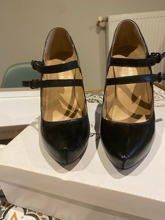 Chaussures vernies noires
