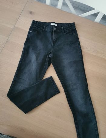 Jean slim noir xs ou 14ans kiabi