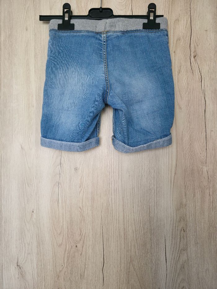 SHORT EN JEANS GARÇON TAILLE 4ANS MARQUE LA HALLE - photo numéro 2