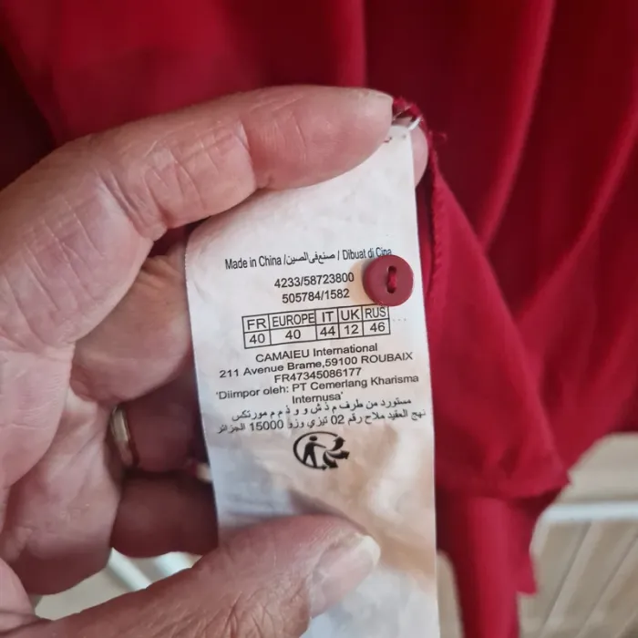 T40 chemisier fluide rouge - photo numéro 6