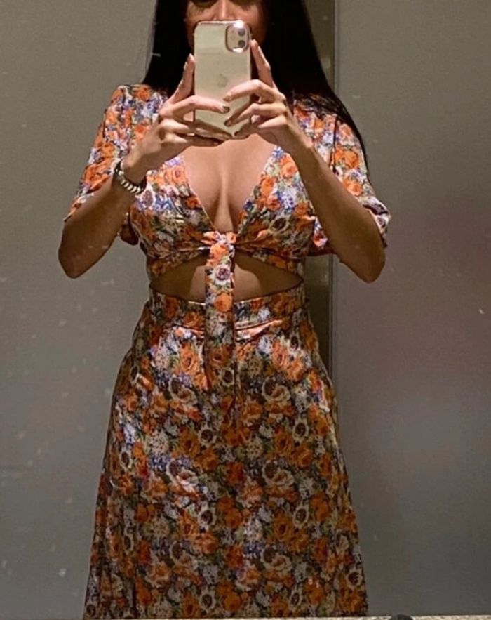 Robe fleurie - photo numéro 2