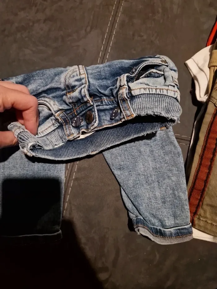 Lot 6 jeans garçon 12 mois - photo numéro 10