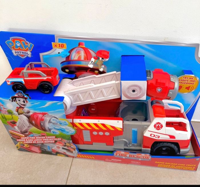 Grand camion de pompiers pat patrouille