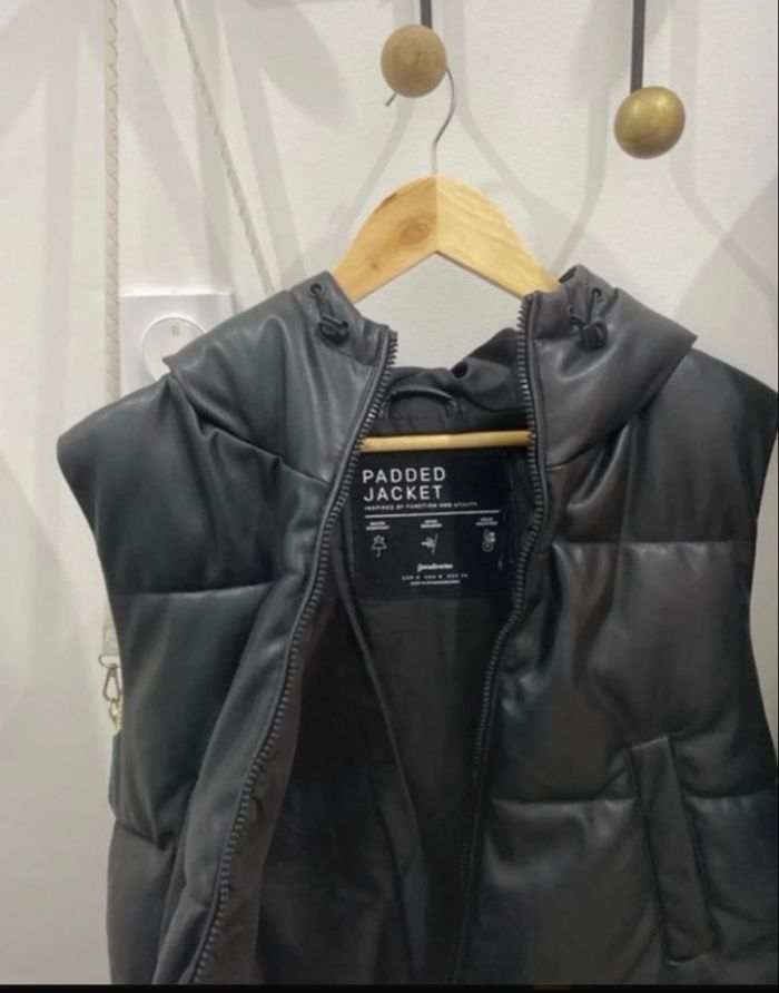 doudoune sans manche en cuir - photo numéro 3