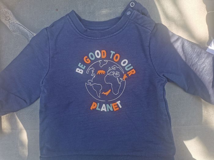 6 pulls taille 9 mois - photo numéro 3