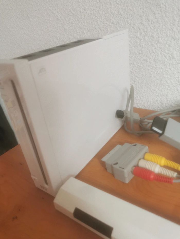 Wii blanche - photo numéro 2