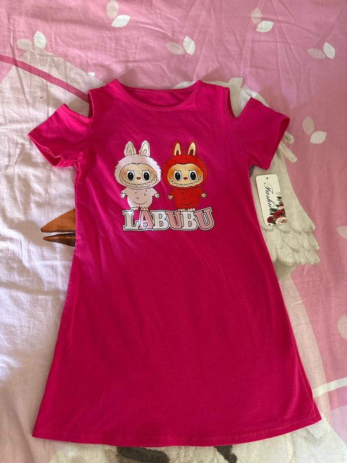 Robe labubu taille 8 ans et/ou taille 6 ans